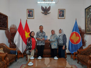 Perkuat Jejaring Internasional, Universitas LIA Kunjungi KJRI Vietnam