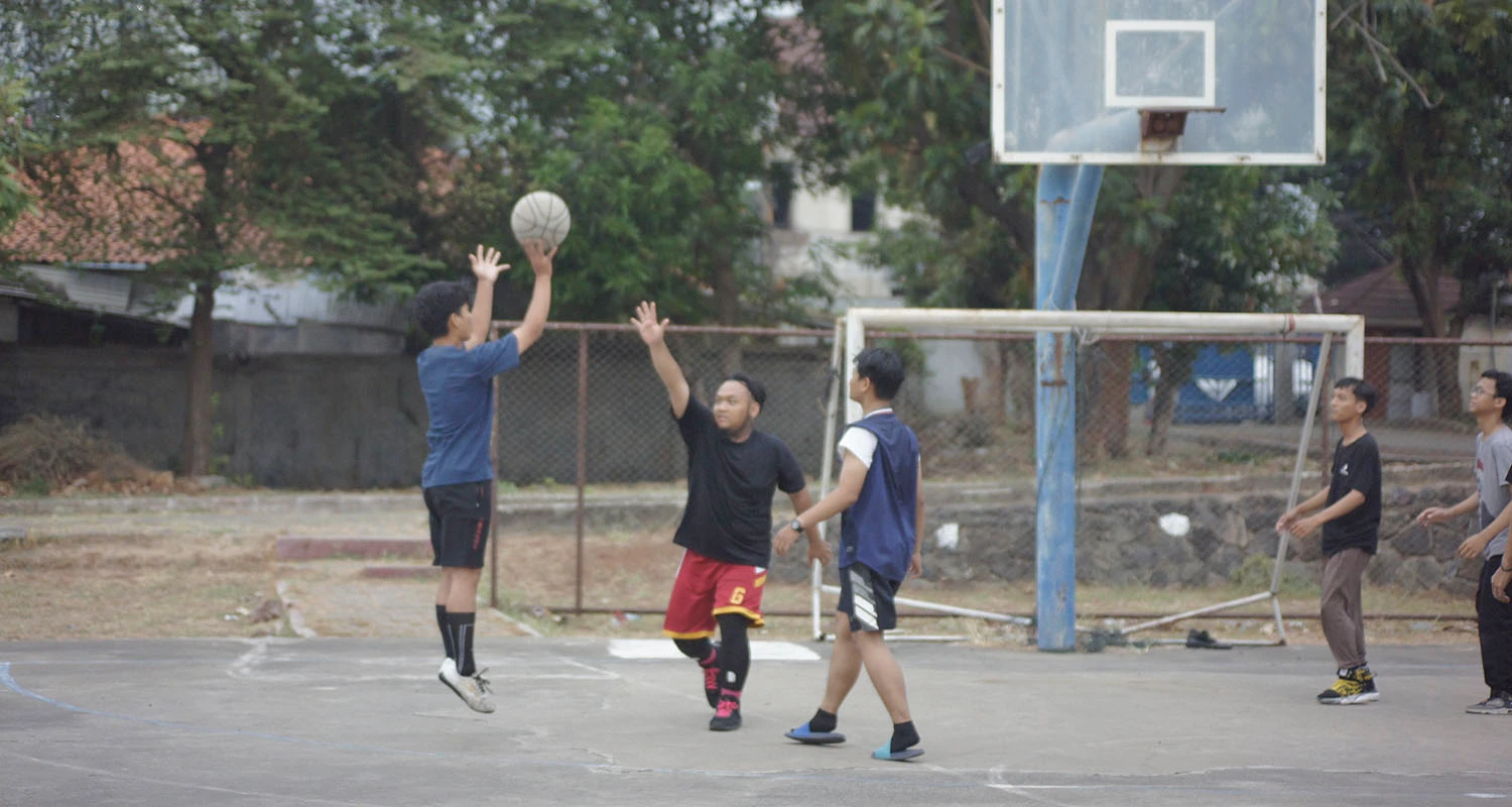 Basket Universitas LIA